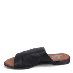Bueno Women's Yanni Sandal In Black -Shoe Style Shop BU YANNI BK 1191 4 1100x