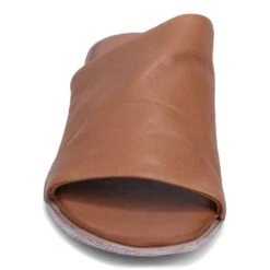 Bueno Women's Yanni Sandal In Walnut -Shoe Style Shop BU YANNI WAL 1192 3 1100x