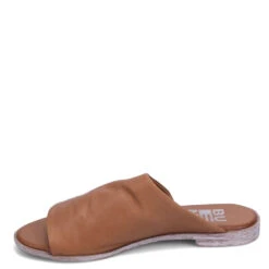 Bueno Women's Yanni Sandal In Walnut -Shoe Style Shop BU YANNI WAL 1192 4 1100x